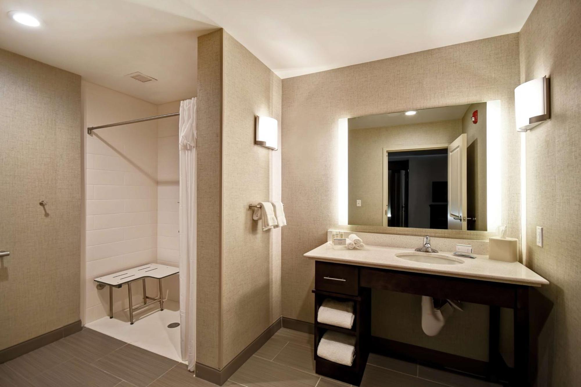 Homewood Suites By Hilton Novi Detroit Bagian luar foto